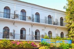 Hôtel de la Poste : une escale mythique à Saint-Louis